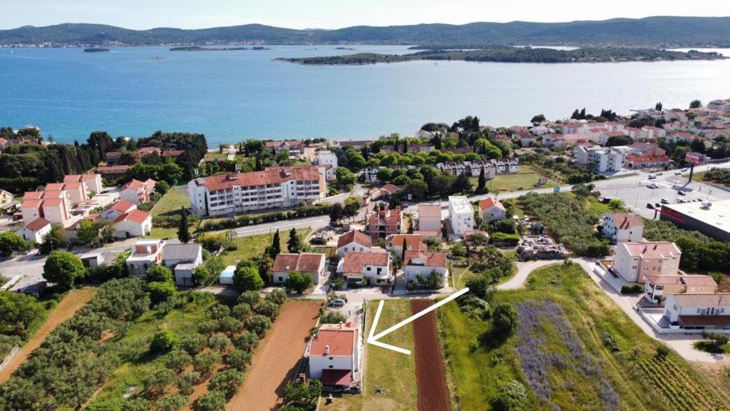Apartments Marina Sveti Filip i Jakov Extérieur photo