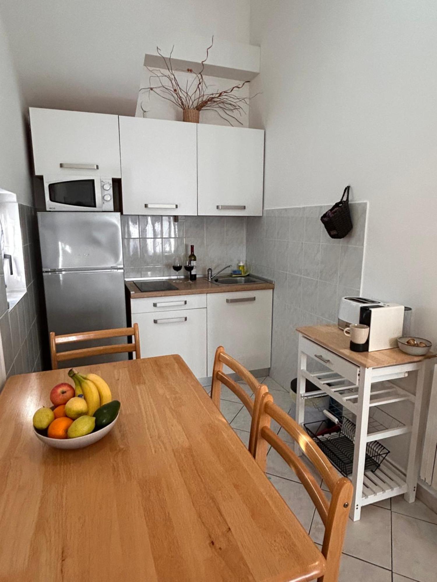 Apartments Marina Sveti Filip i Jakov Extérieur photo